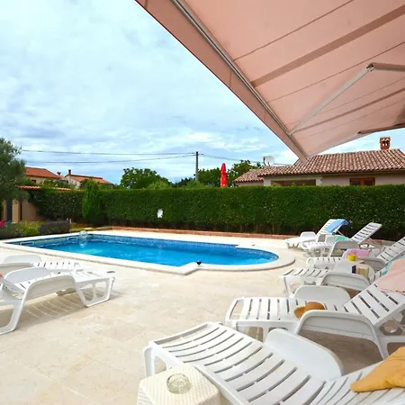 فيلة Deni With Private Pool