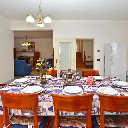 Villa Deni With Private Pool