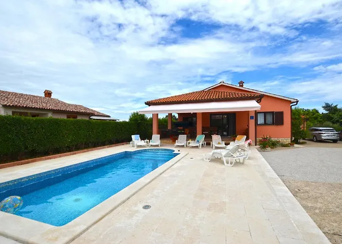 빌라 Deni With Private Pool Grandici